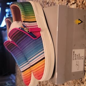 Volatile shoes Brand NEW in box